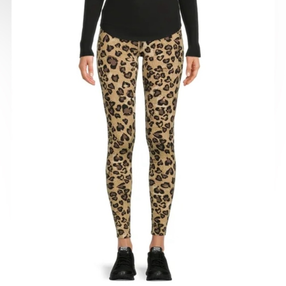 Feathers‎ Leopard Print Leggings. NWT. Women’s size Large.